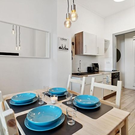 Sweet Central Tiny Apartment For 4 People Берлин Экстерьер фото