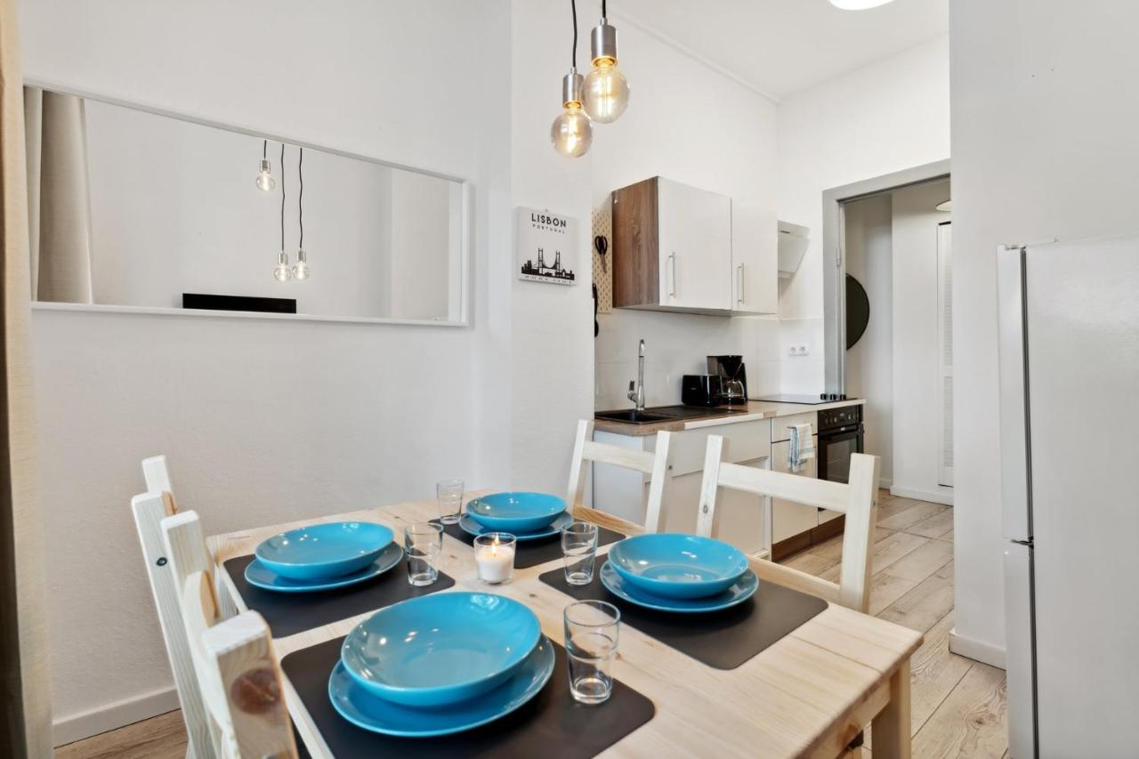 Sweet Central Tiny Apartment For 4 People Берлин Экстерьер фото